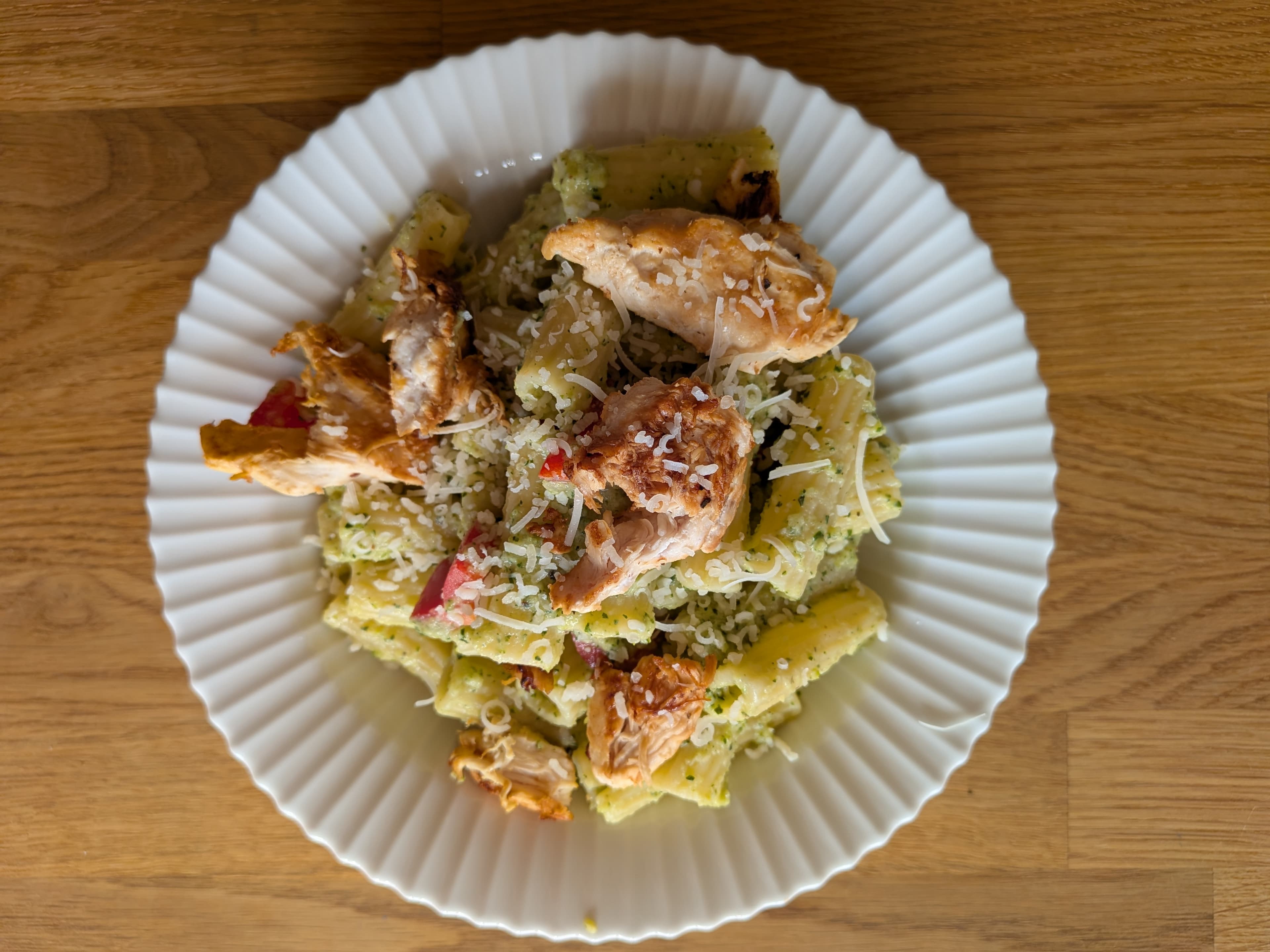 Citronglaseret kylling med pasta